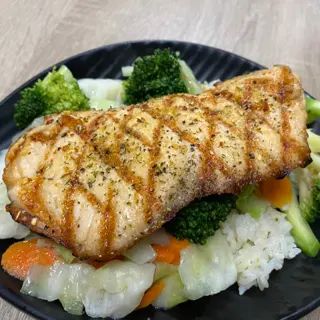 Grilled Salmon Bowl